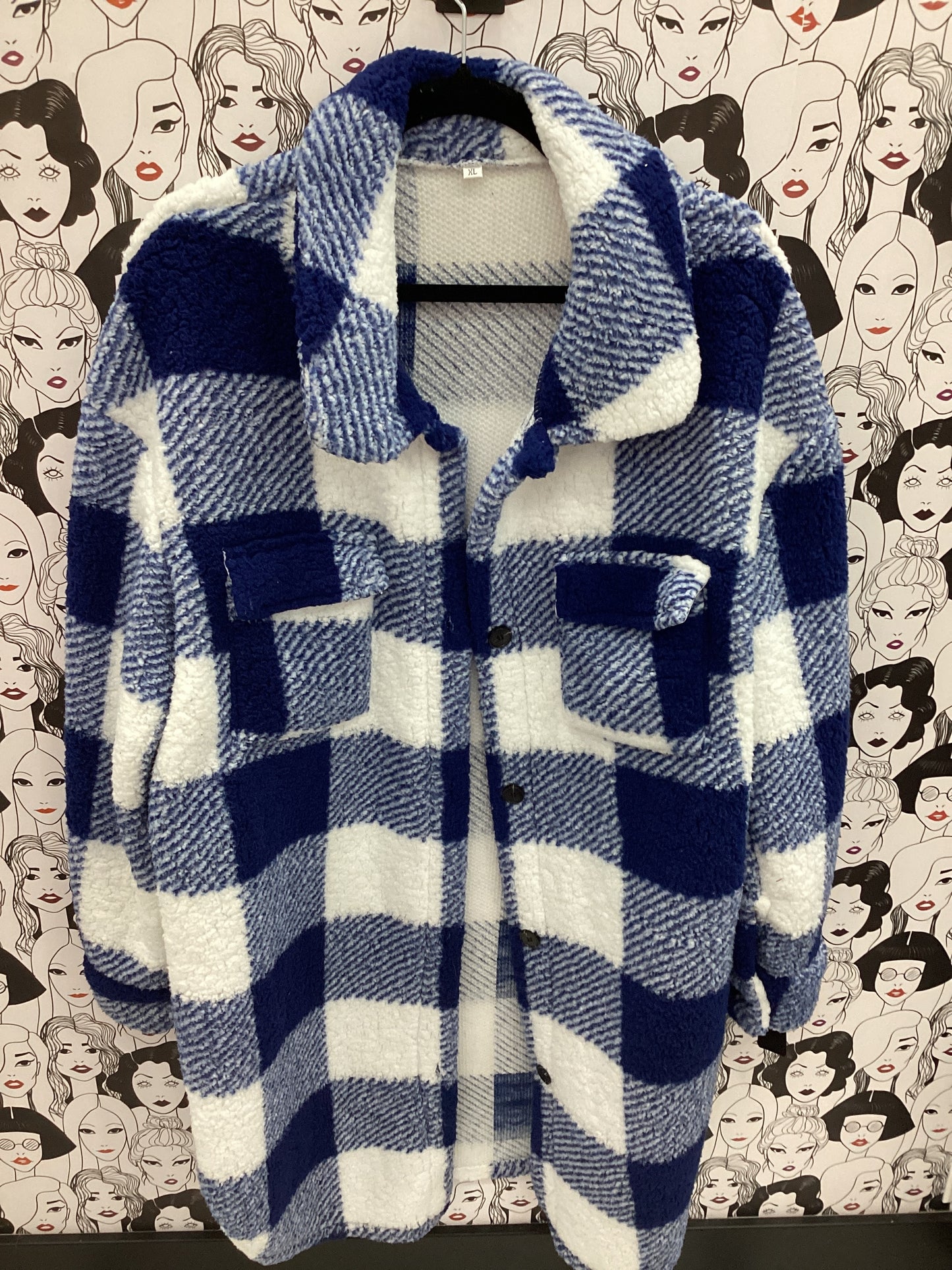 Sherpa fleece overthrow