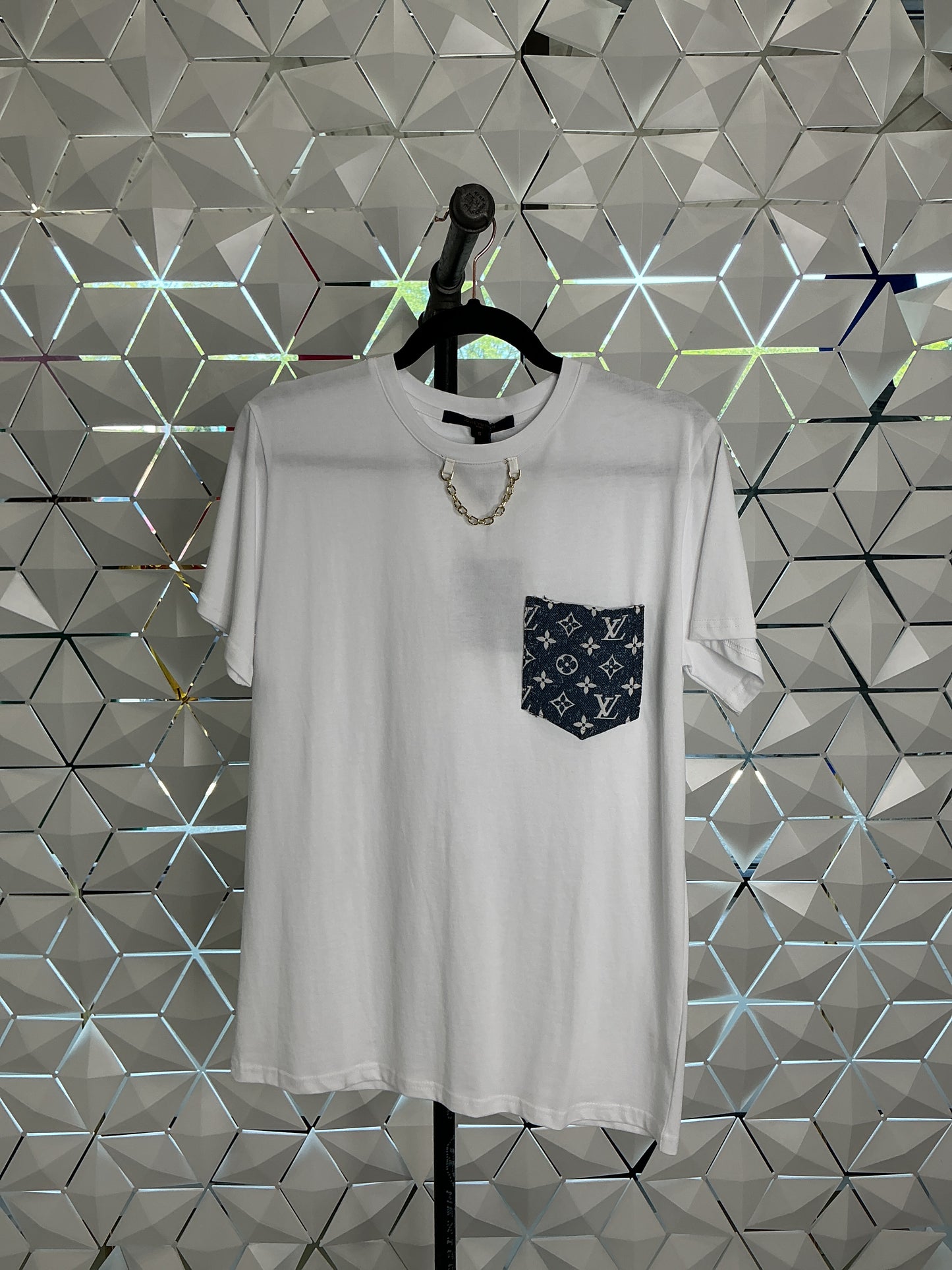 Luxury White Tee with Chain and Denim Pocket