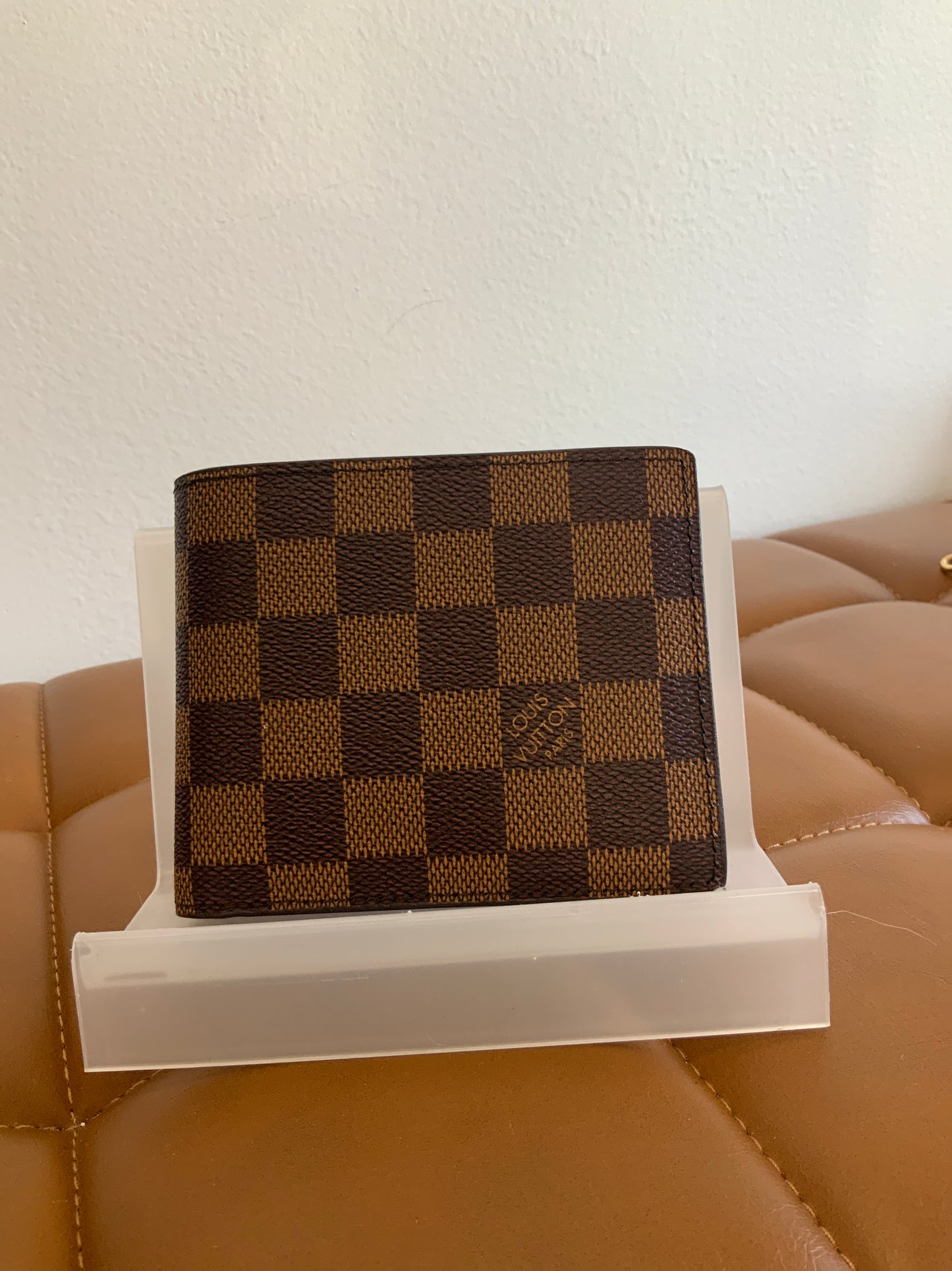 Medium Quality Luxury Wallet