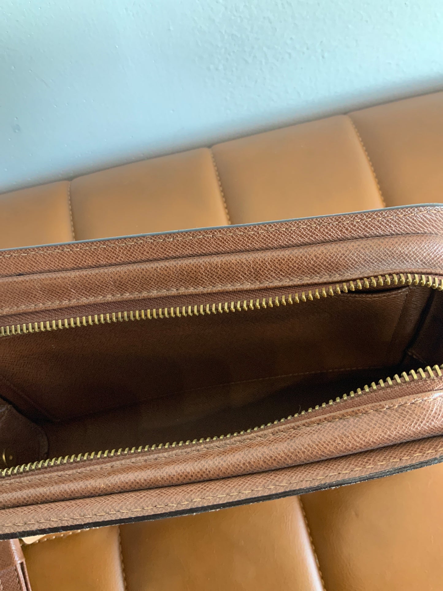 USED Authentic Louis Vuitton clutch
