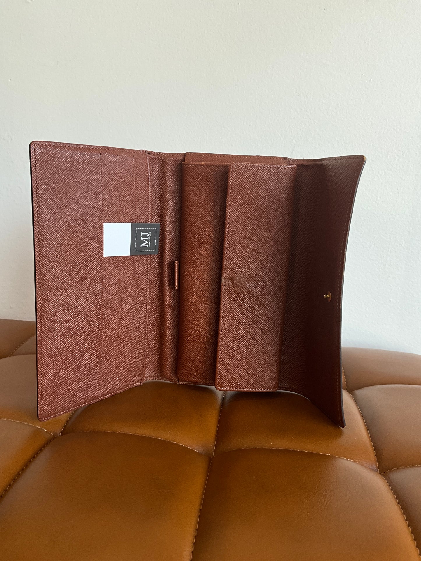 USED Luxury authentic Louis Vuitton wallet