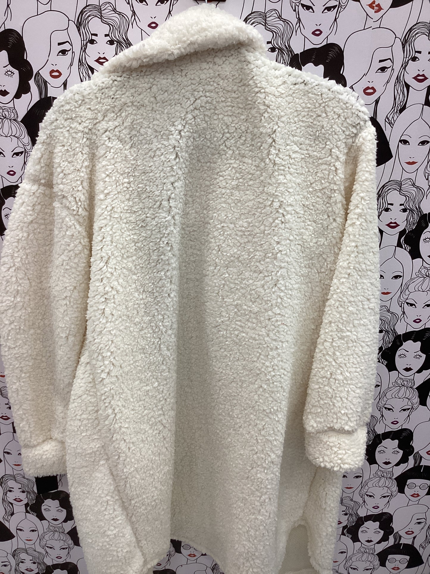 Sherpa fleece overthrow