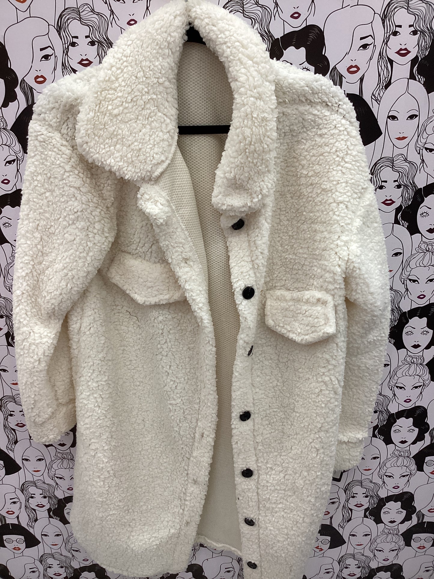 Sherpa fleece overthrow