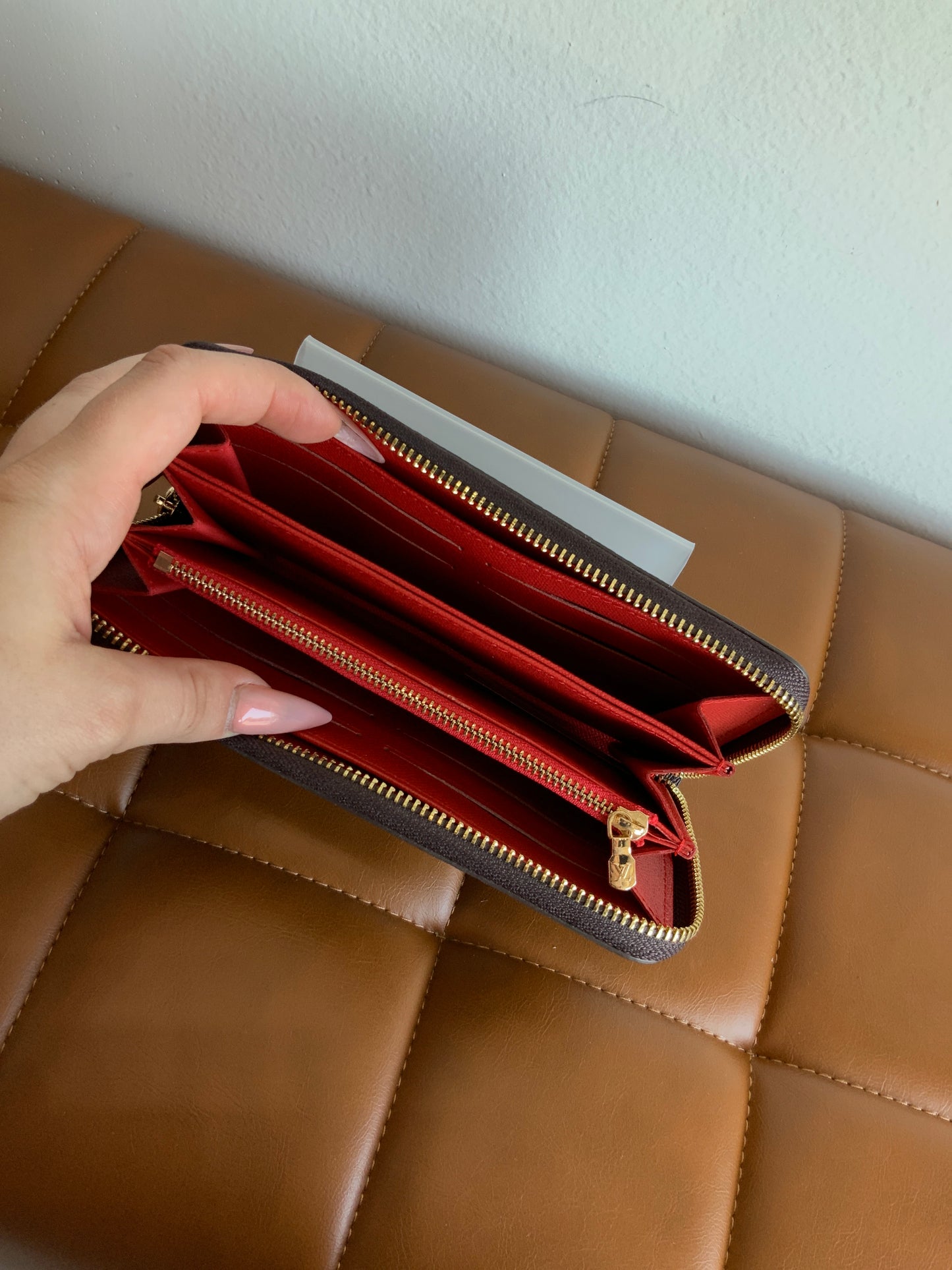 Medium quality luxury wallet