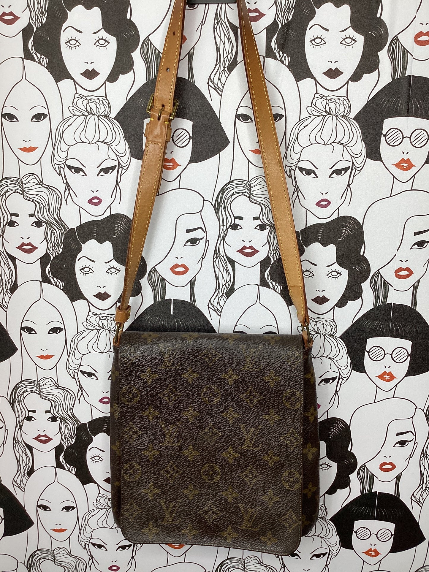 AUTHENTIC Louis Vuitton Luxury Bag