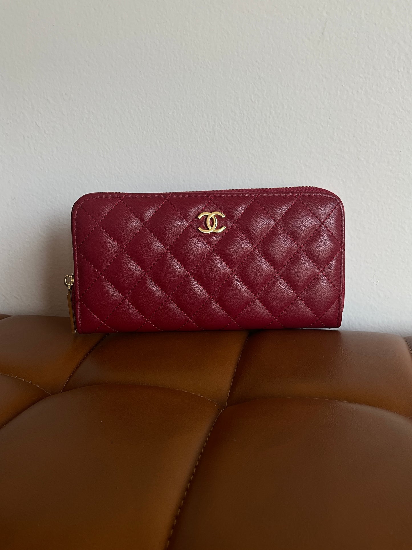 Medium quality, luxury wallet
