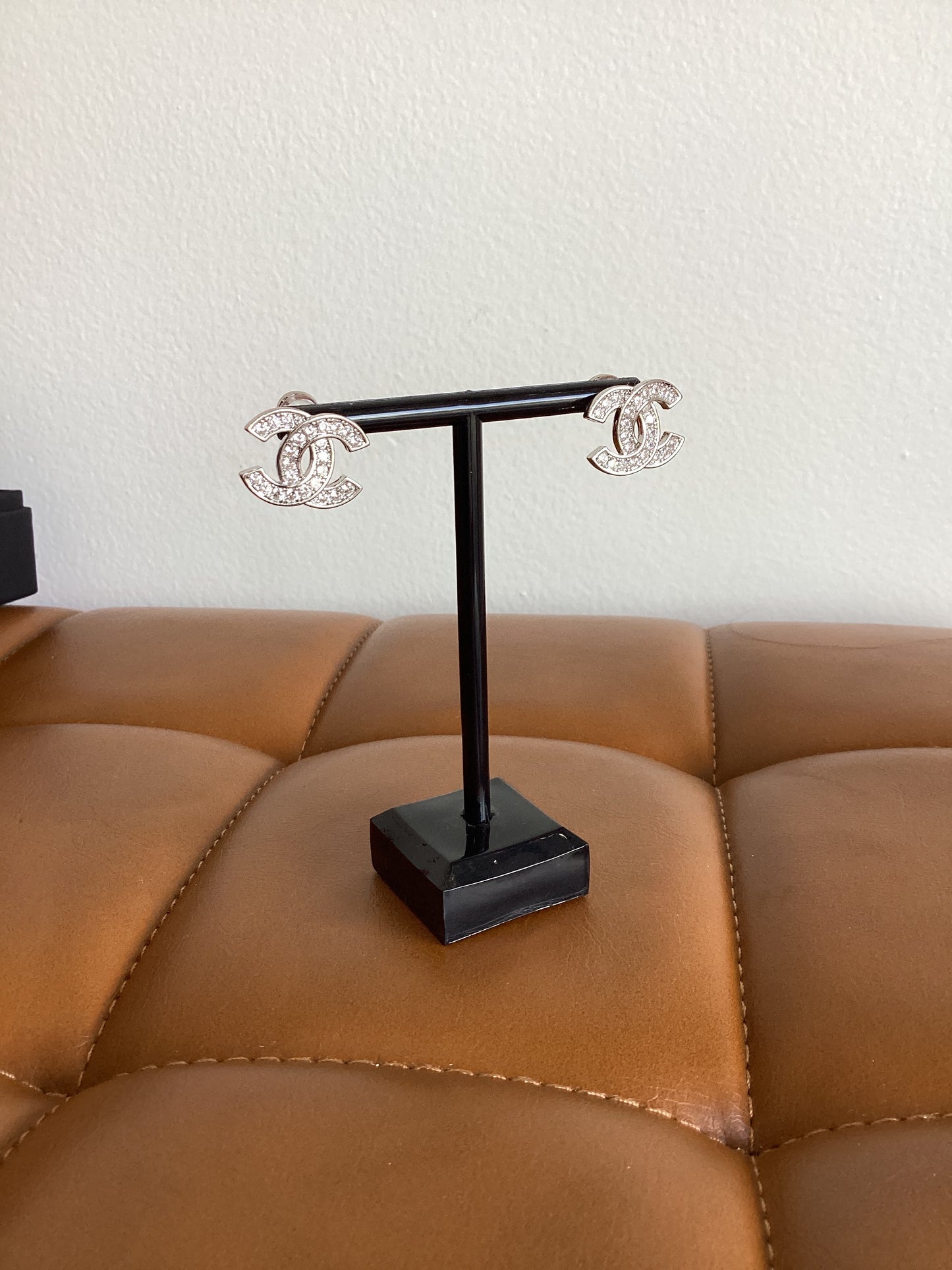 Luxury earrings