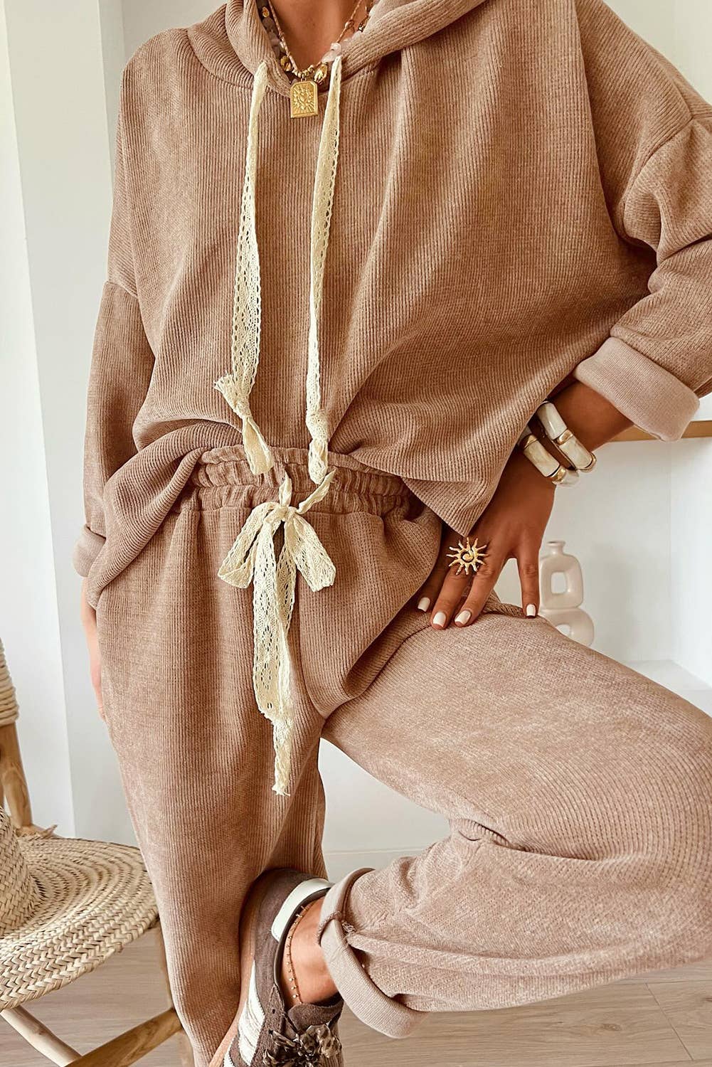 Drawstring Pullover Hoodie and High Waist Pants Corduroy Set: Leopard parchment / Missy / L