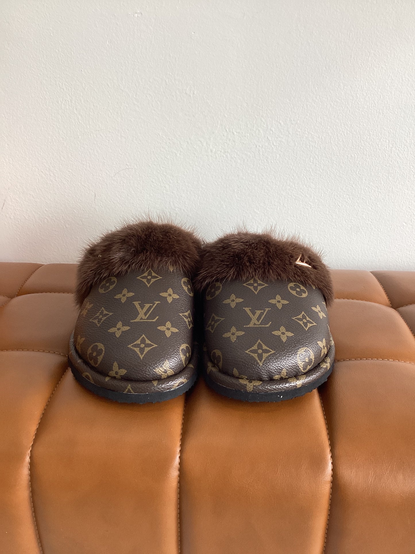 LUXURY SLIPPERS