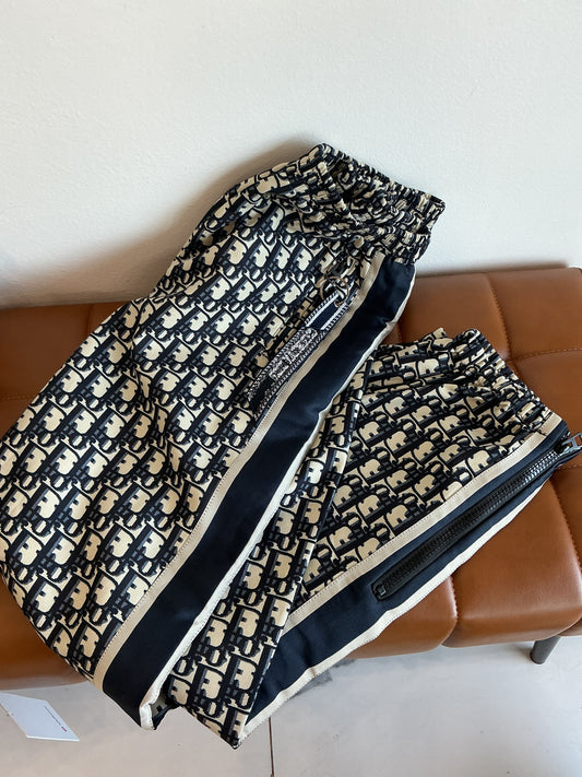 Luxury Pants with Zip Up Sides