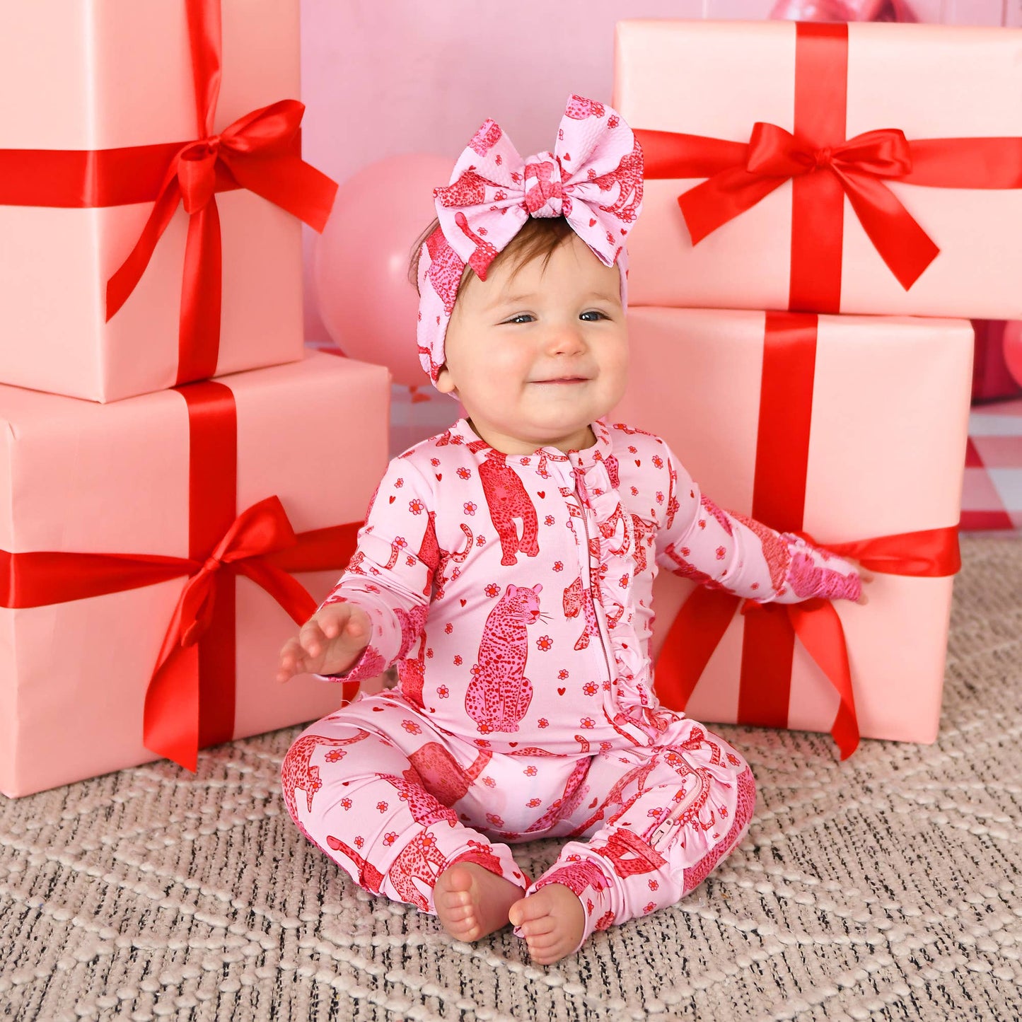 Cambrie RUFFLE ZIP Valentines Day Bamboo 1PC Two Way Zipper: 0-3m