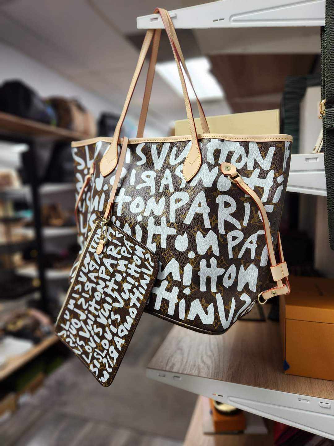 LV NeverF MM Graffiti