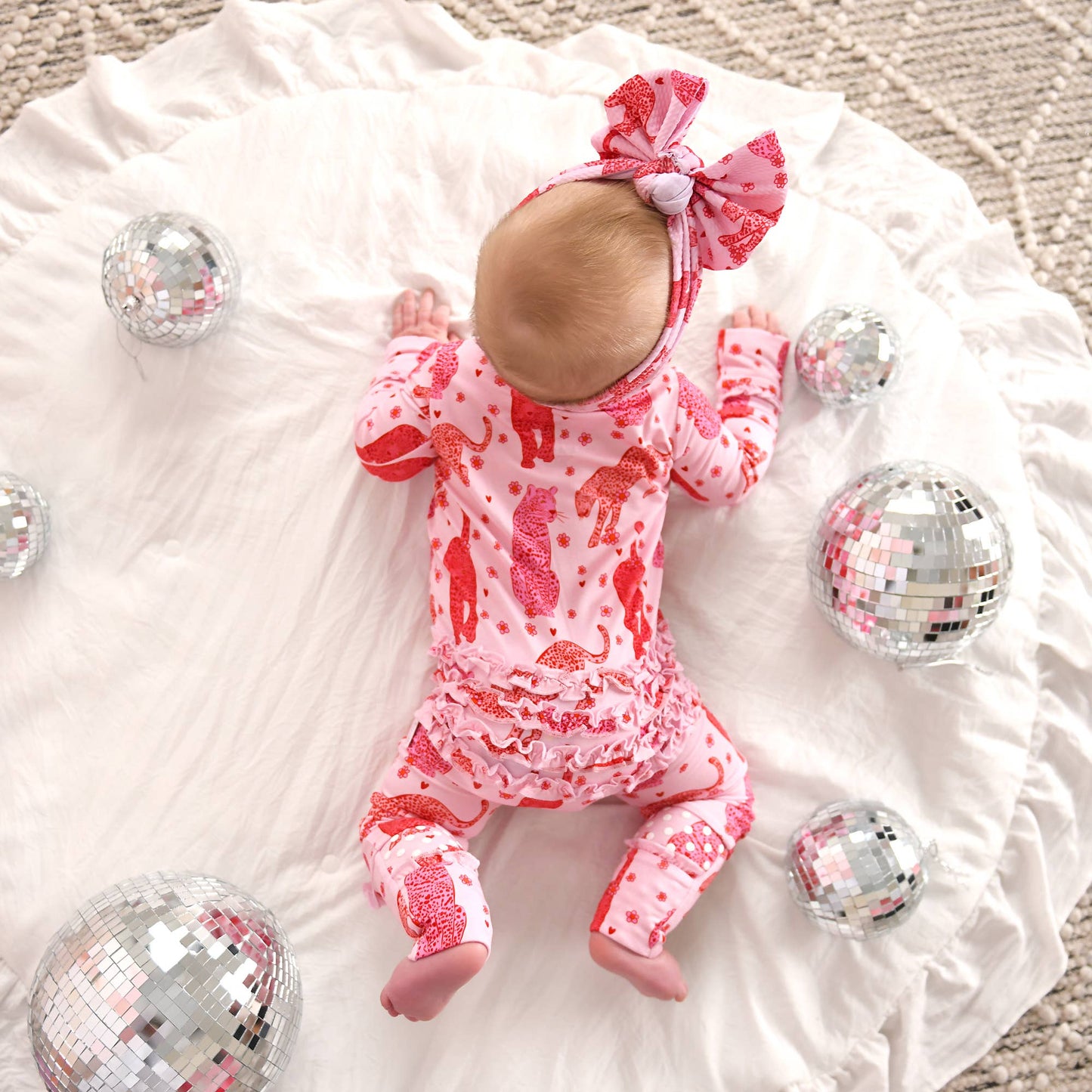 Cambrie RUFFLE ZIP Valentines Day Bamboo 1PC Two Way Zipper: 0-3m