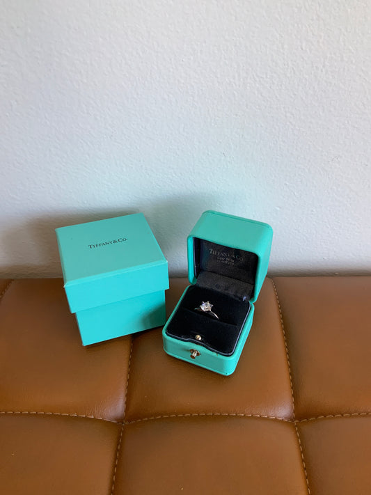 Luxury Ring with Box