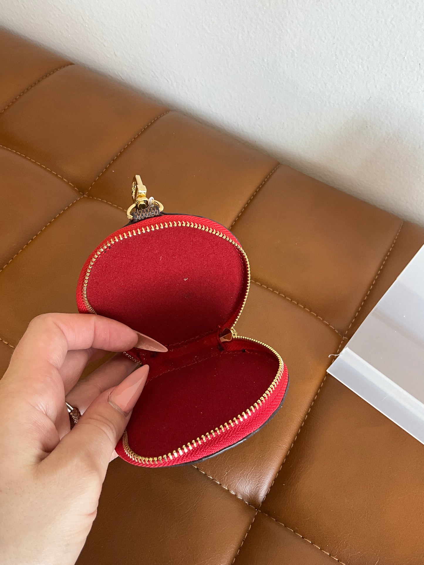 Luxury purse accessory