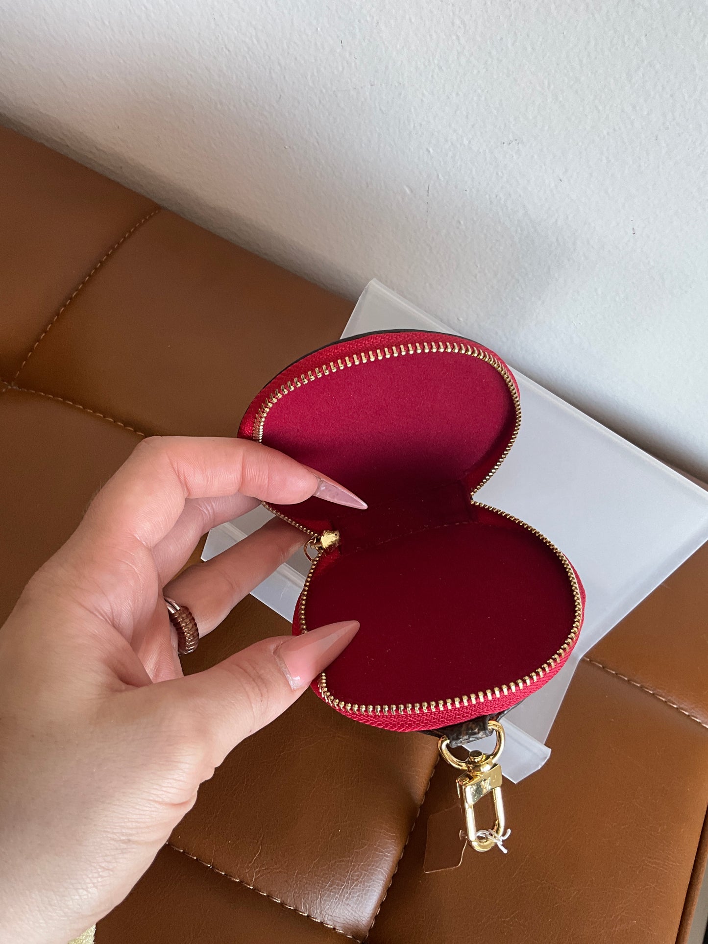 Luxury purse accessory