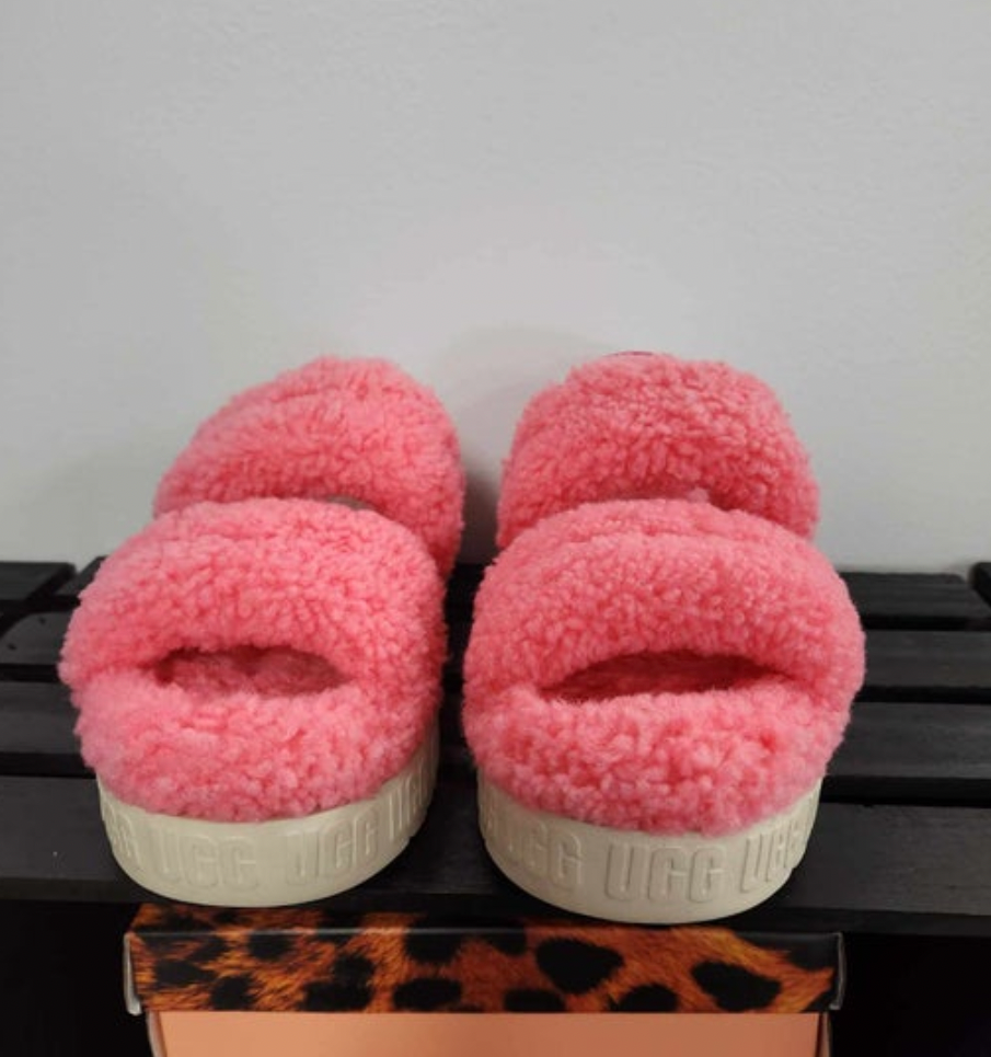 Ugg Pink Slipper Shoes size 7