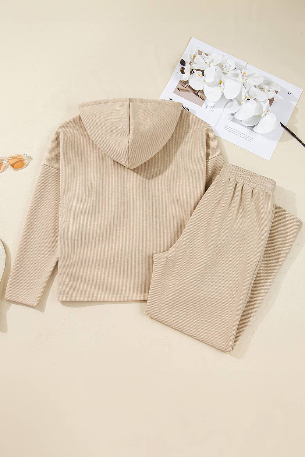 Drawstring Pullover Hoodie and High Waist Pants Corduroy Set: Leopard parchment / Missy / S