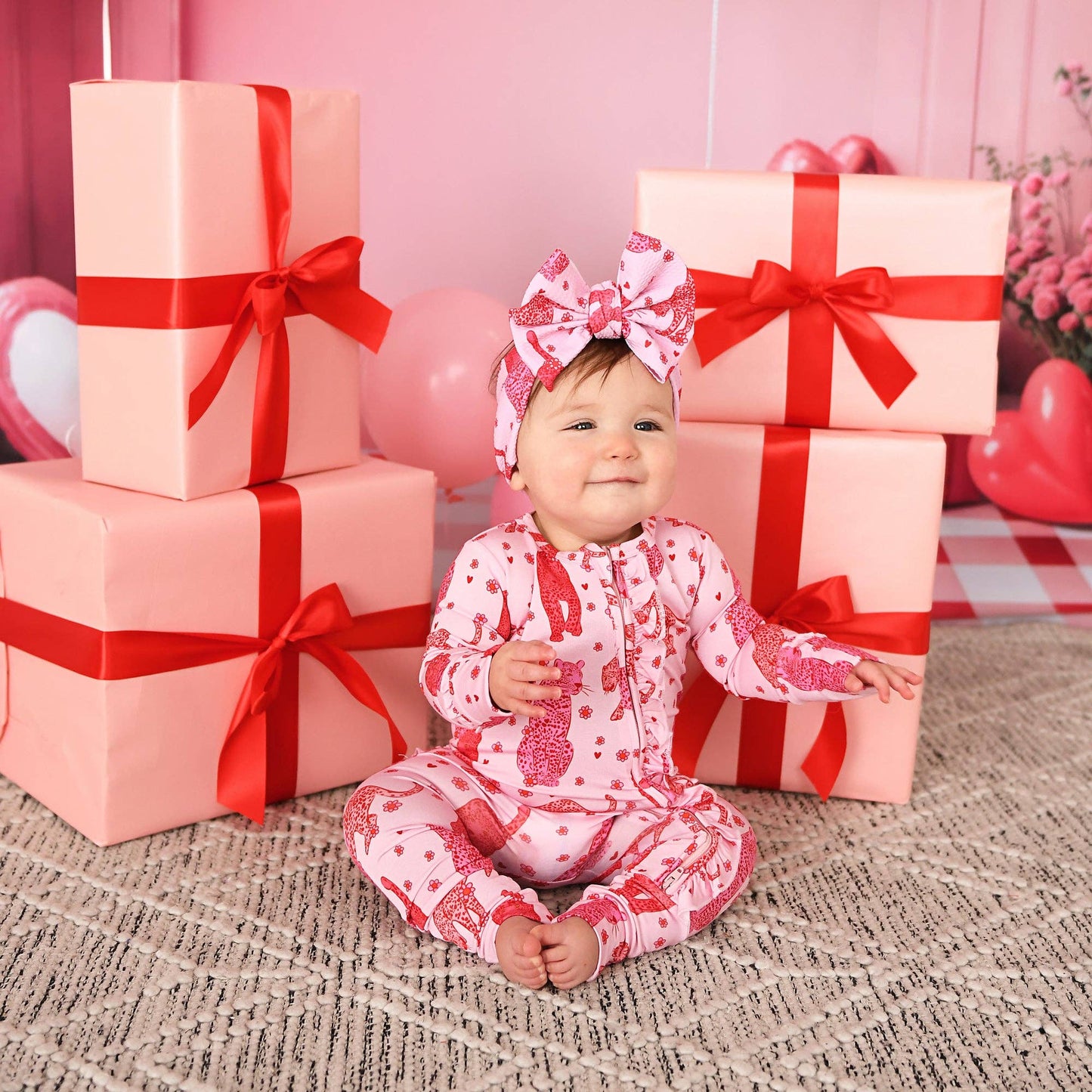 Cambrie RUFFLE ZIP Valentines Day Bamboo 1PC Two Way Zipper: 0-3m